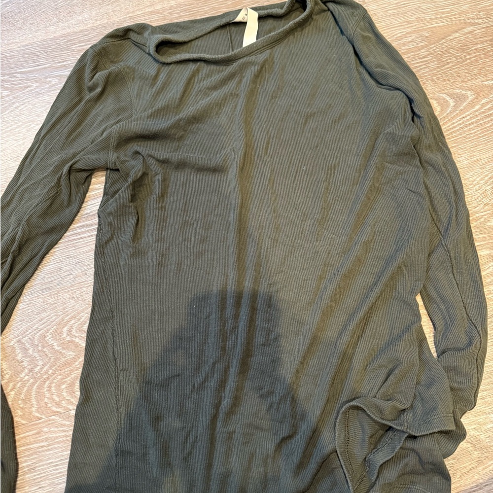 Lululemon hold tight long sleeve size 10- dark green color